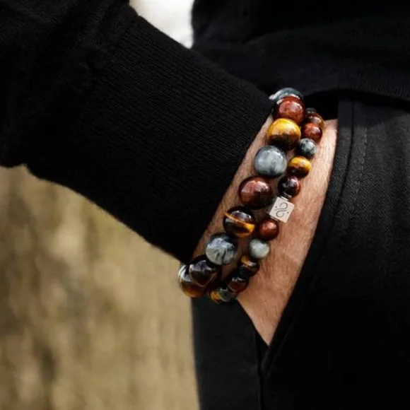 AURUM BROTHERS • Tiger’s Eye Carnelian Spiritual Bead Bracelet - Picture 2 of 5